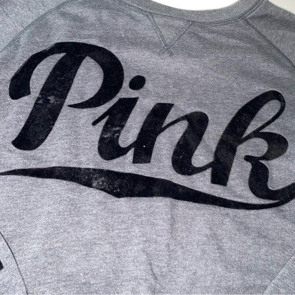VICTORIA’S SECRET PINK CHARCOAL SWEATSHIRT WITH VELVET LOGO TRENDING 2000s PINK - Picture 6 of 6